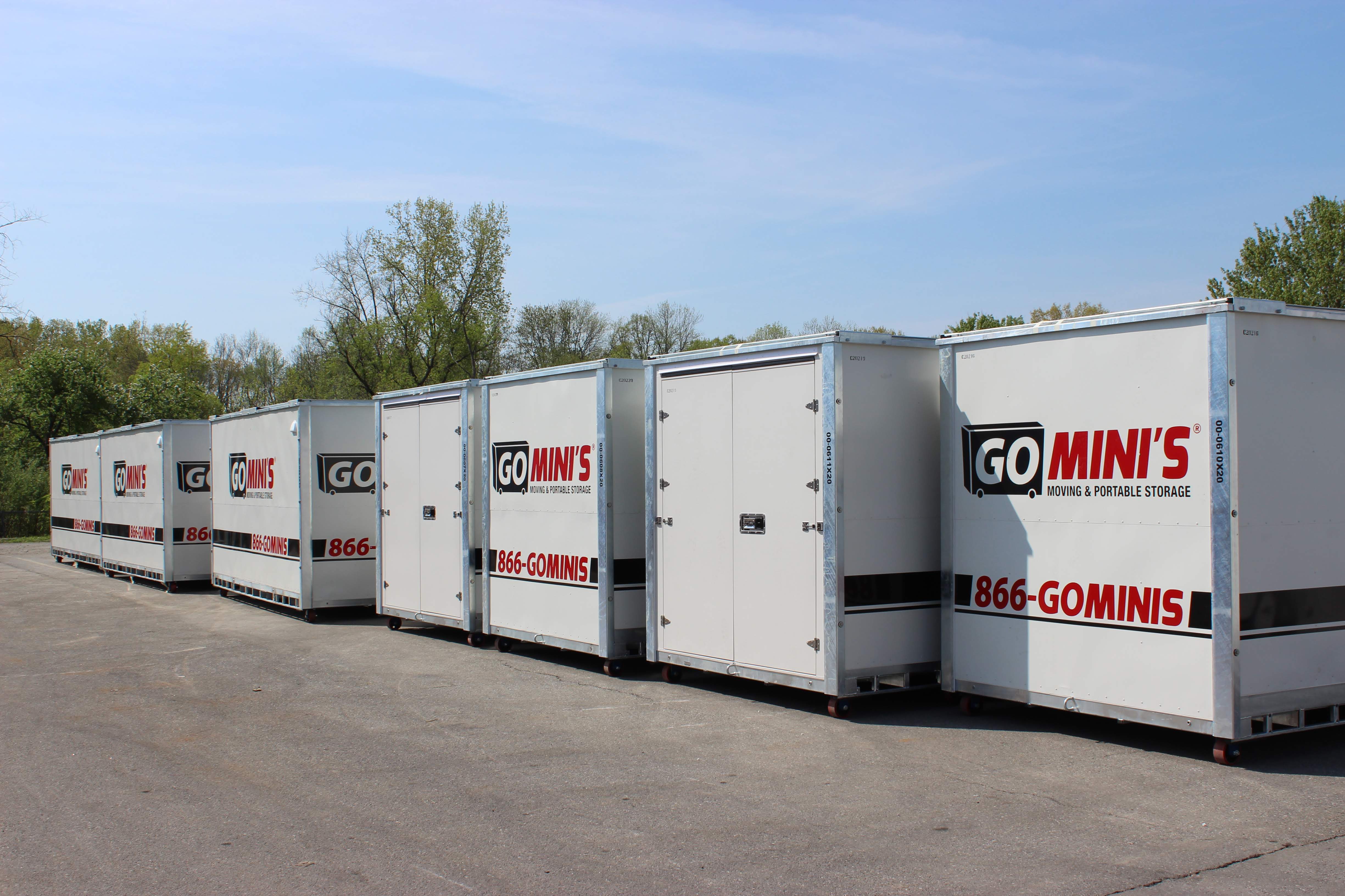 several mobile storage units from Go Mini's side-by-side 
